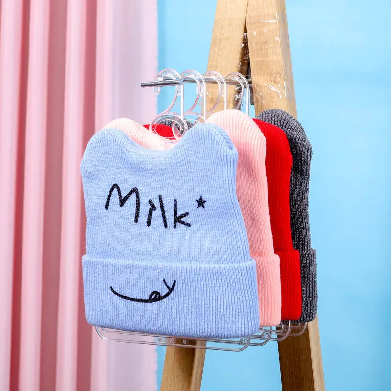 Simple Hat Display Rack Baby C - Baby Clothing Hanging Rack ulasan dan harga